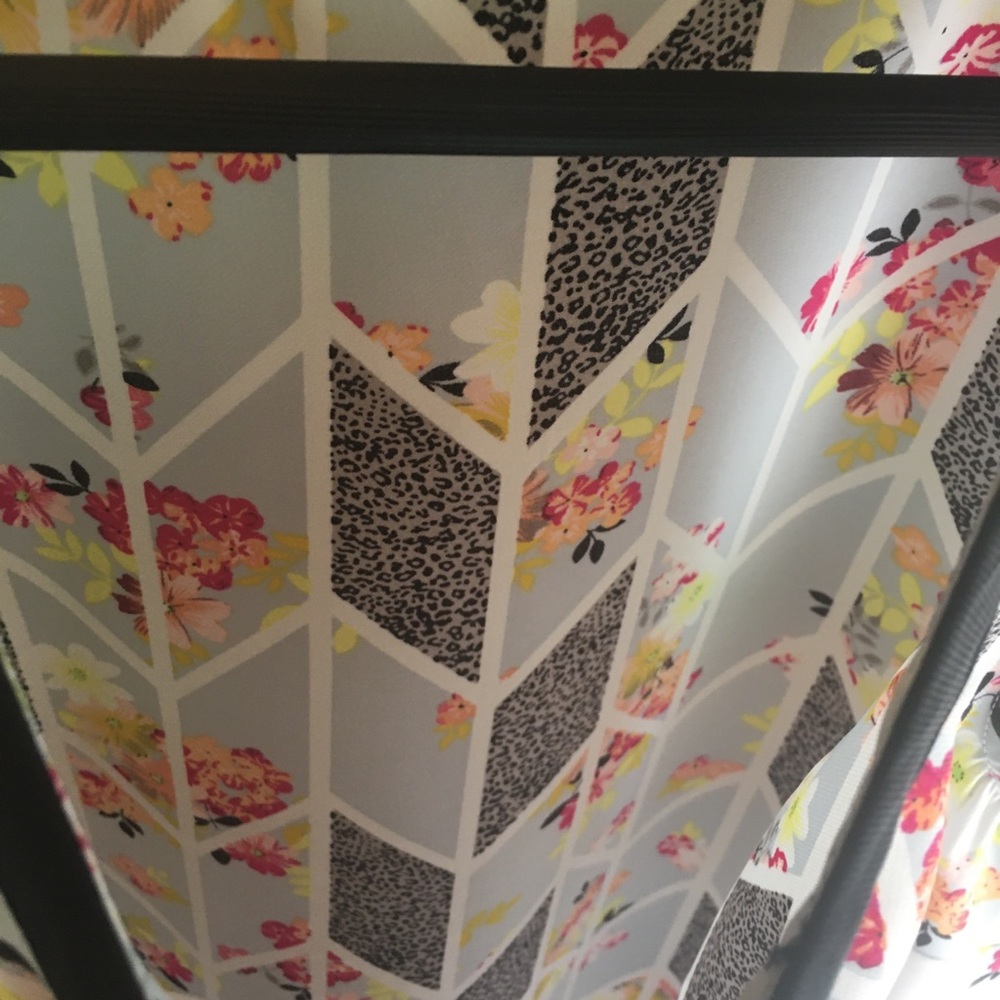 CAbi black and multicolor floral top size small - Picture 5 of 11